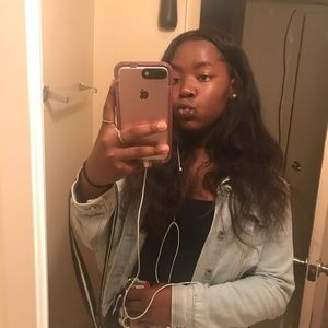 Meet your Posher, Aniya